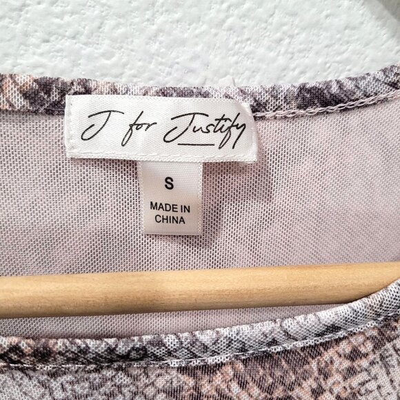 J For Justify Snake Print Sleeveless Top with Cutout Detail Size S - Picture 2 of 7